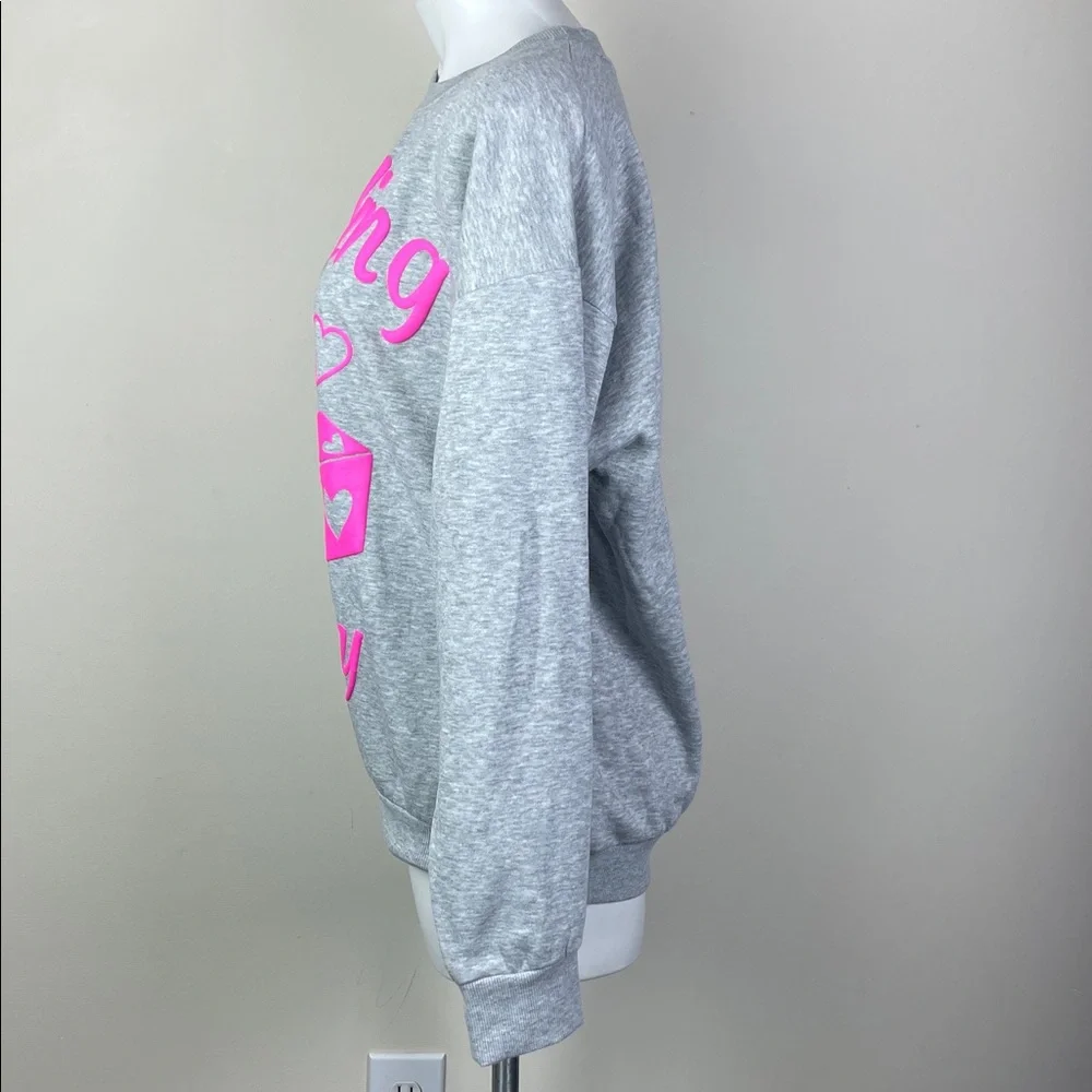 Feeing Lucky Puffy Paint Dice Hearts Sweatshirt Gray Pink